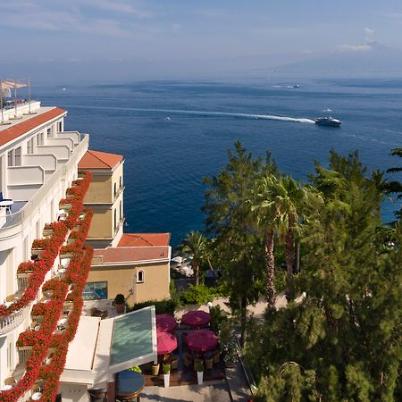 Hotel Continental Sorrento Esterno foto