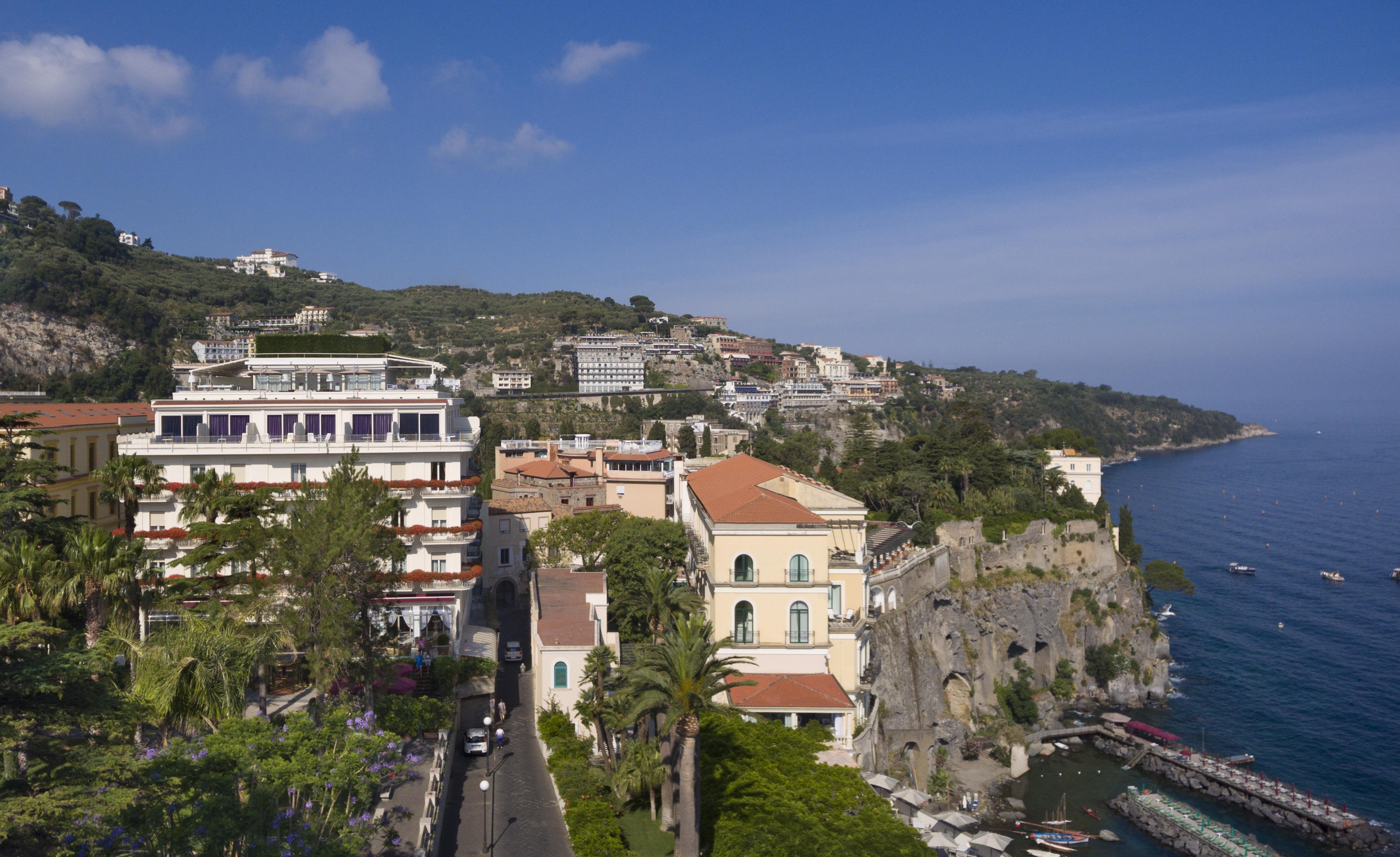 Hotel Continental Sorrento Esterno foto