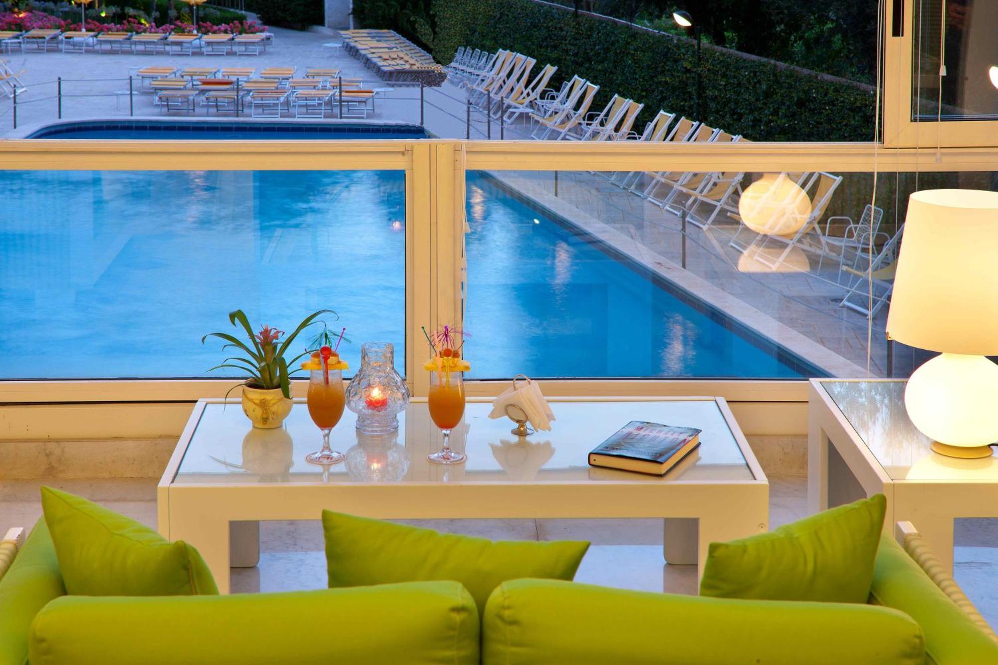 Hotel Continental Sorrento Esterno foto