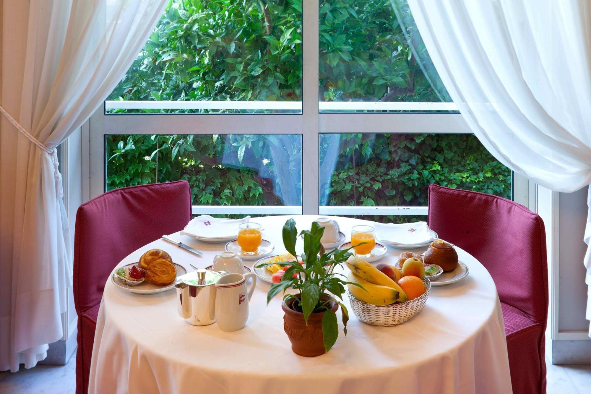 Hotel Continental Sorrento Esterno foto