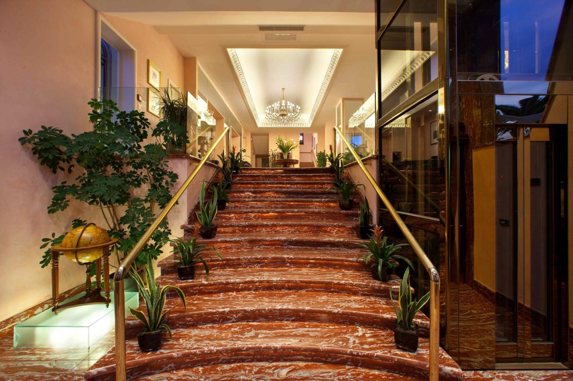 Hotel Continental Sorrento Esterno foto
