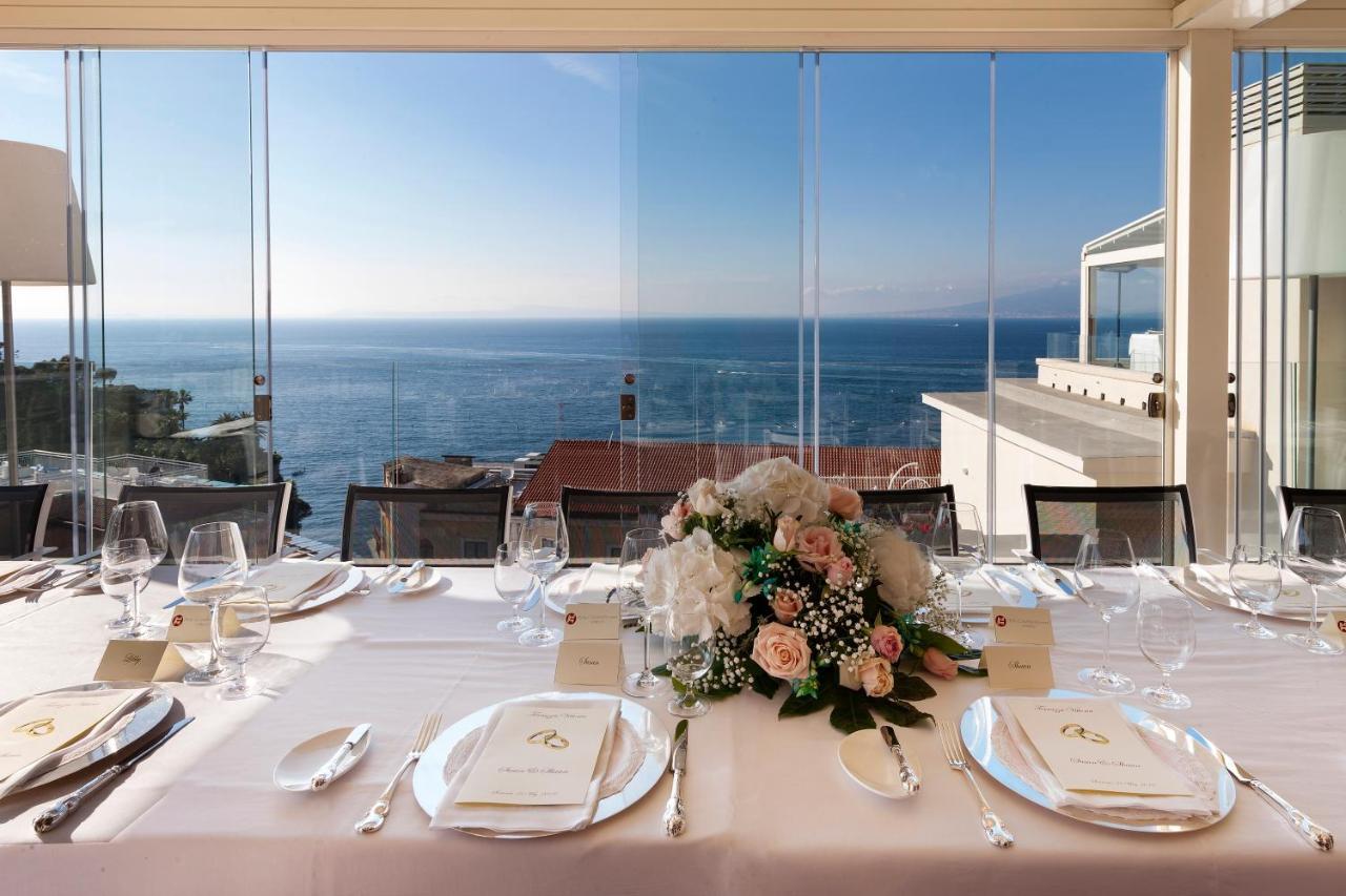 Hotel Continental Sorrento Esterno foto
